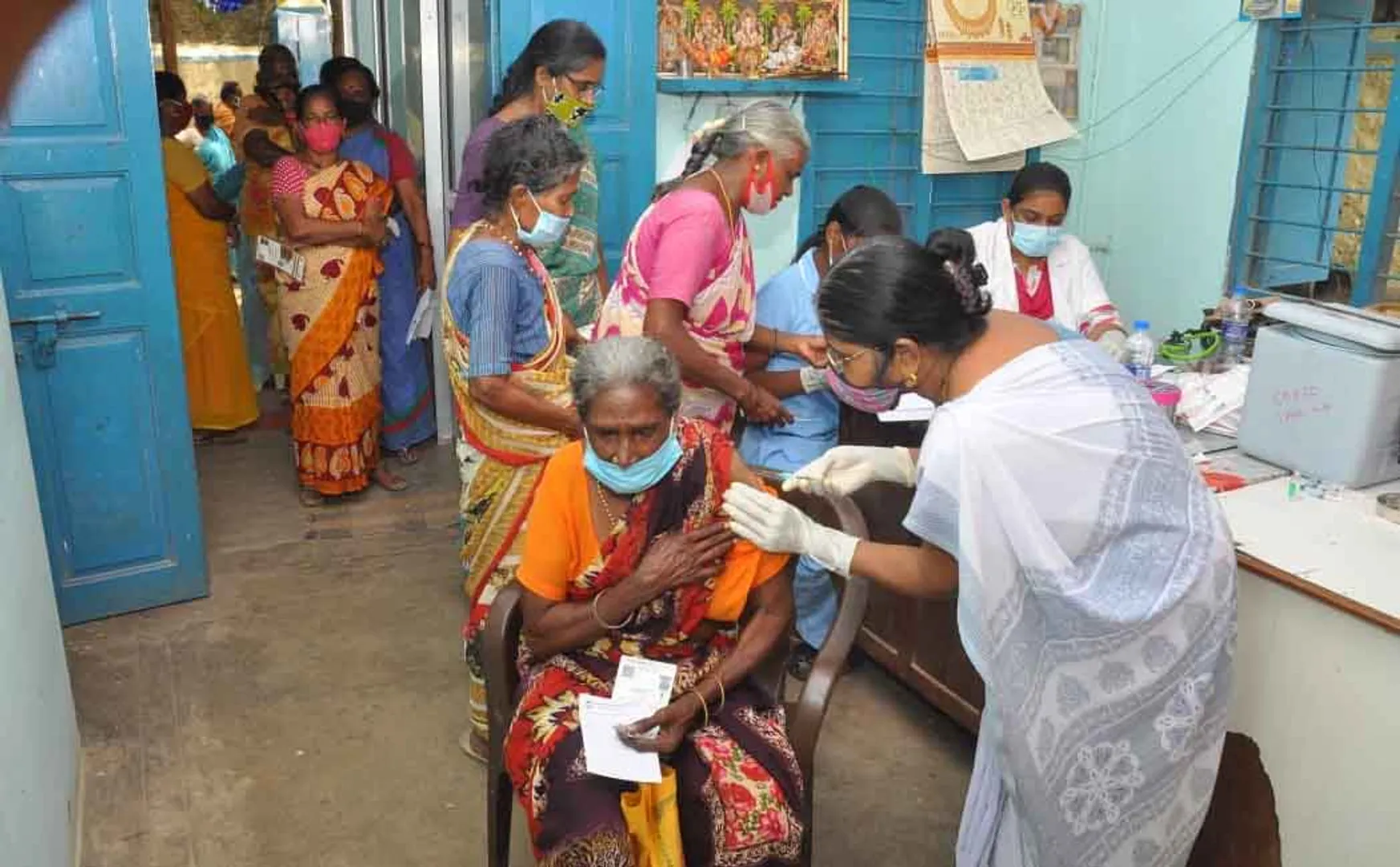 coronavirus vaccine drive festival tamilnadu peoples not interested 